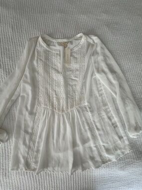 Adiva Lightweight White Lace-Trim Women’s Blouse